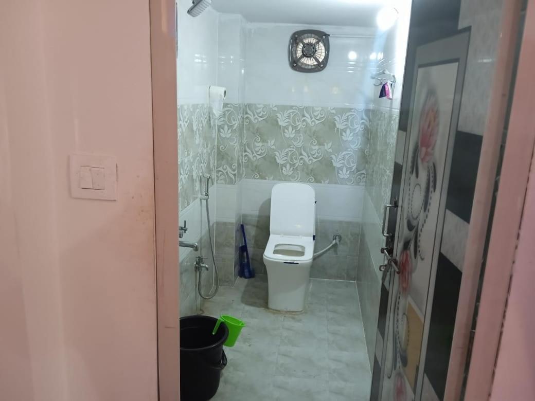 Dziire Service Apartment Hyderabad Exterior photo