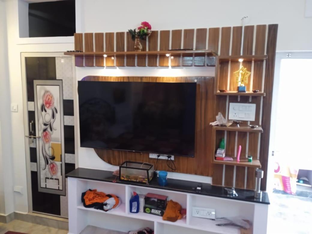 Dziire Service Apartment Hyderabad Exterior photo