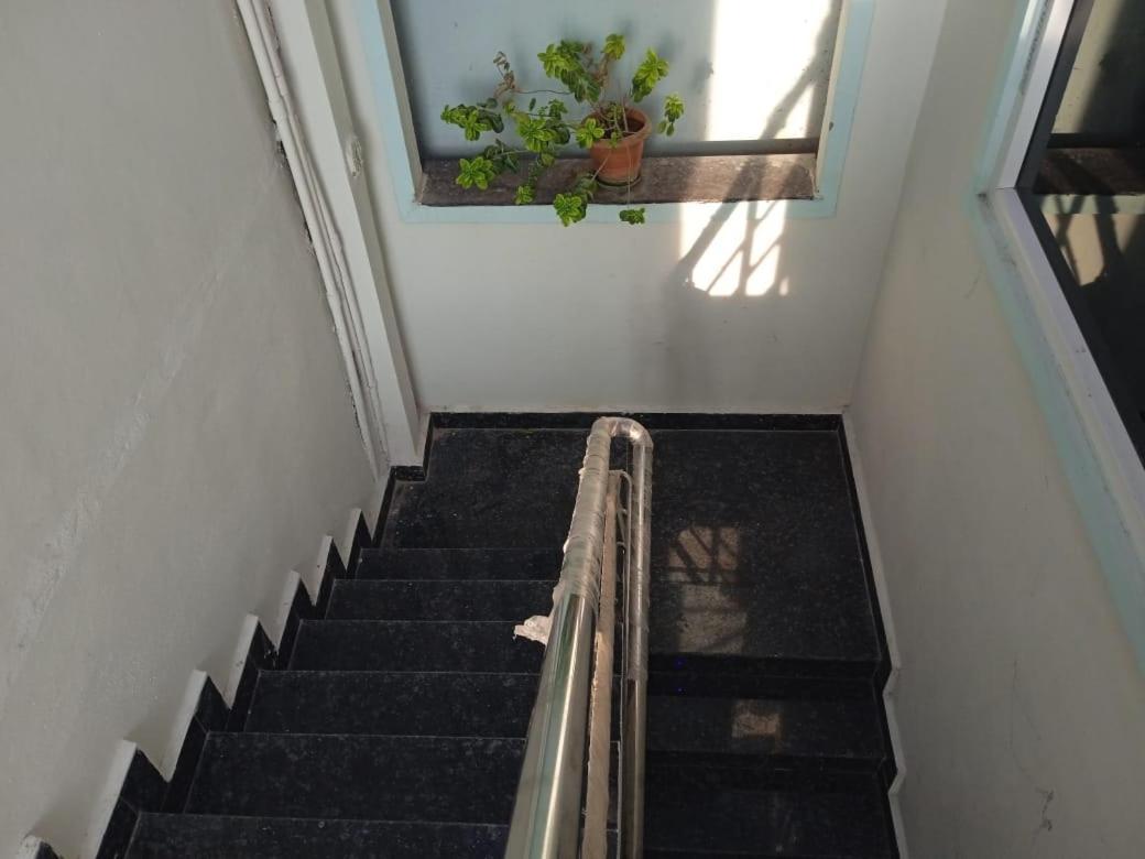 Dziire Service Apartment Hyderabad Exterior photo