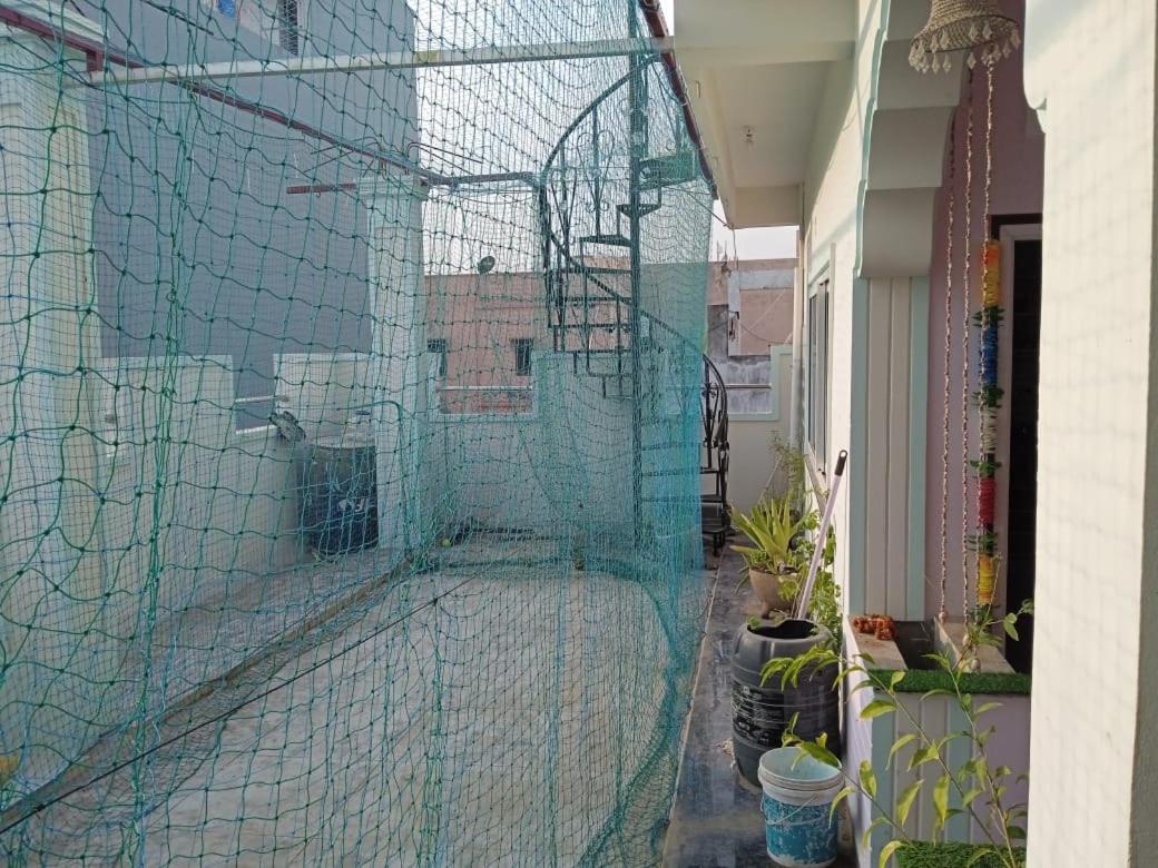 Dziire Service Apartment Hyderabad Exterior photo